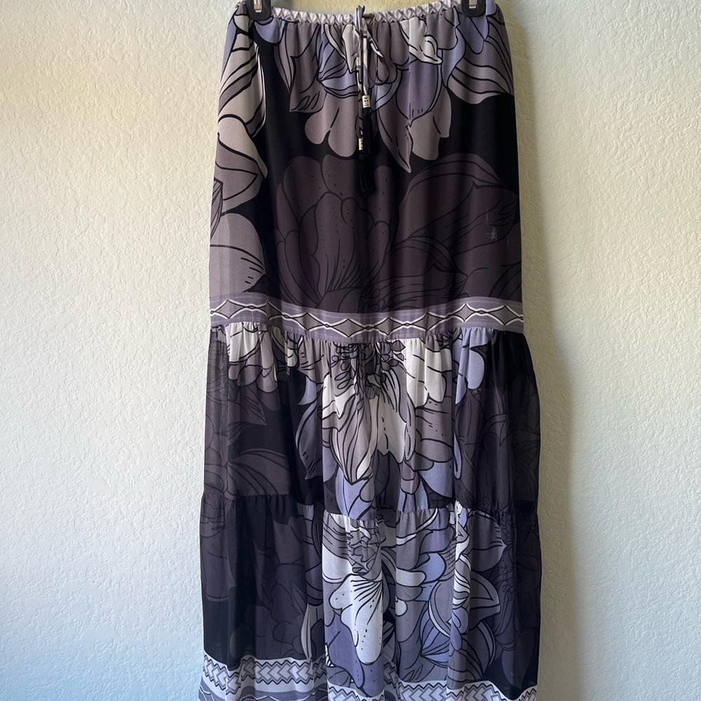 Black, white and gray floral maxi skirt with drawstring waist